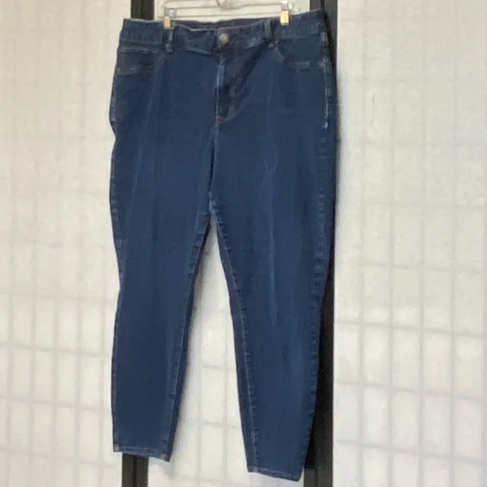 Maurices High Rise Skinny Stretch Jeans Jeggings 22W Short Medium Wash Denim - Picture 4 of 12
